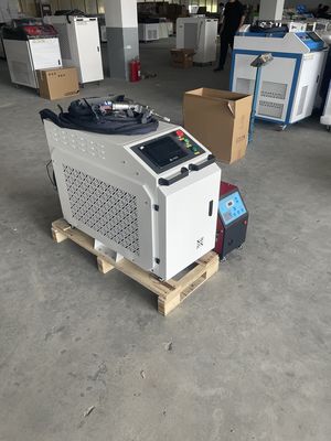 Réparation soudeur à laser à fibre d'acier d'aluminium portable