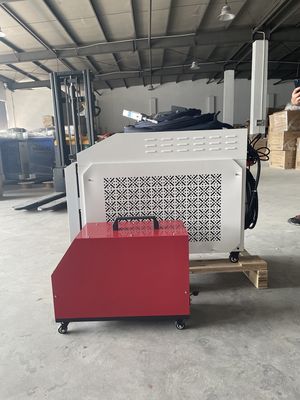 Machine de soudage laser à fibre de main portable de 1500W