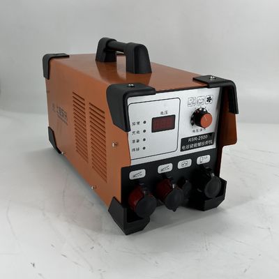 Machine de soudage des goujons de décharge de condensateur