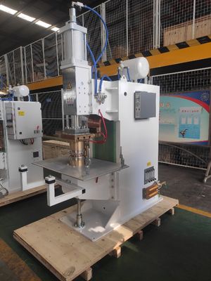Stabilité résistante de Mesh Aluminum Welding Machine High de fil de la résistance 160KVA