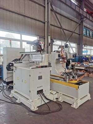 Cnc soudeurs de résistance chauffage de l'habitat de la place soudeur point machine de soudage automatique