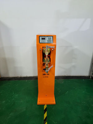 Machine de soudage à point pneumatique industriel de petite taille 25 Kva pour l'acier