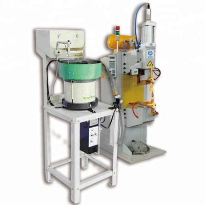40 pièces/min 0,25mpa machine automatique de noyau d'alimentation pour le transport de boulons