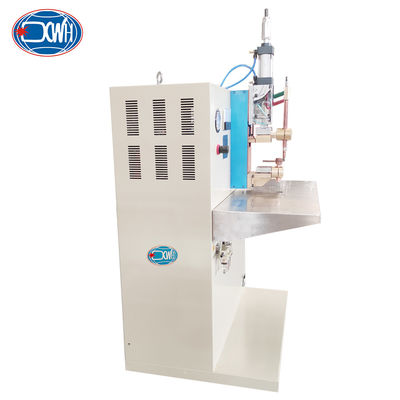 Un bon prix. 500J Cnc soudeur à point de stockage d'énergie condensateur de décharge projection machine de soudage en ligne